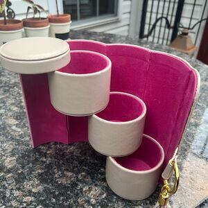 Vlando Viaggio 3 tier jewelry case a travel accessory